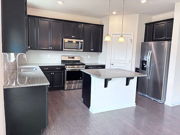 5th image of 229 Willow Grove Ln
