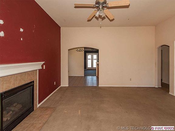 2nd image of 20409 E 42nd Pl