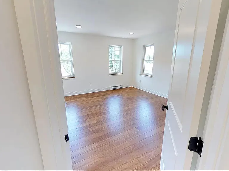215 W Spencer St #A-3 — Photo 4