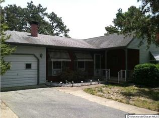 7 Pine Brook Ln, Whiting, NJ 08759
