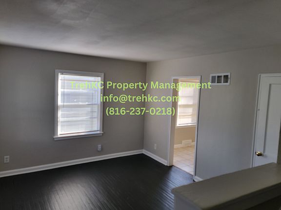 2nd image of 7430-7432 Arleta Blvd