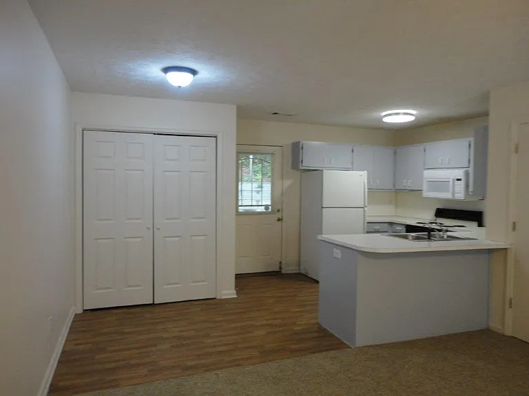 5241 Crystal Ct — Photo 4