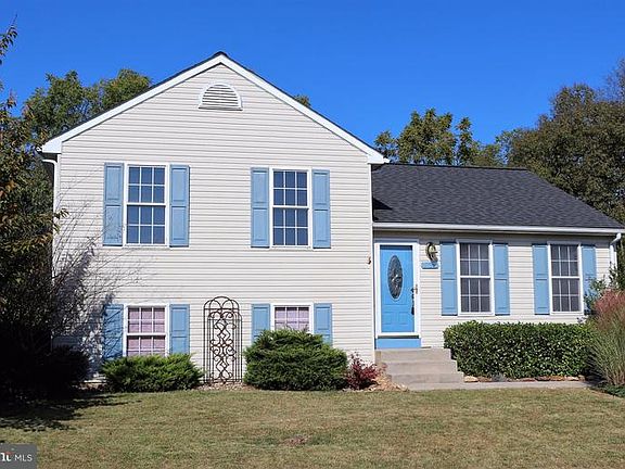 2nd image of 10316 Bear Creek Dr