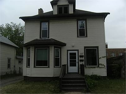 1st image of 2418 Fillmore St NE #1