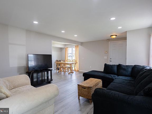 5th image of 32 Coliston Rd #B