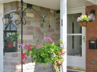 141 Brookvalley Dr, Elyria, OH
