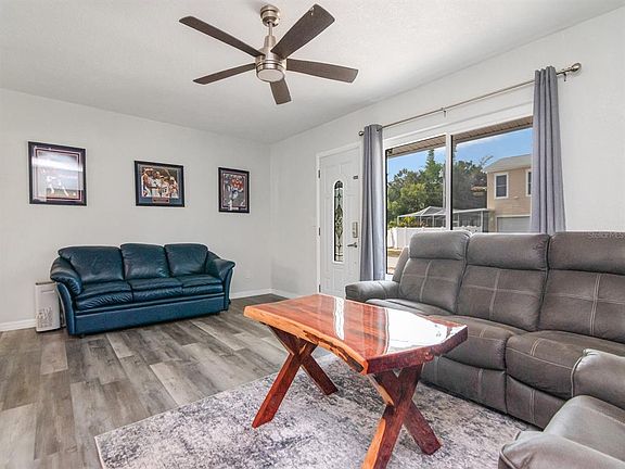 5th image of 5939 9TH AVENUE S
