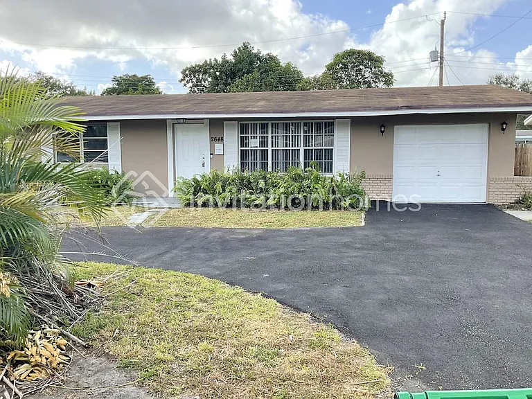 2648 Nassau Dr — Photo 1
