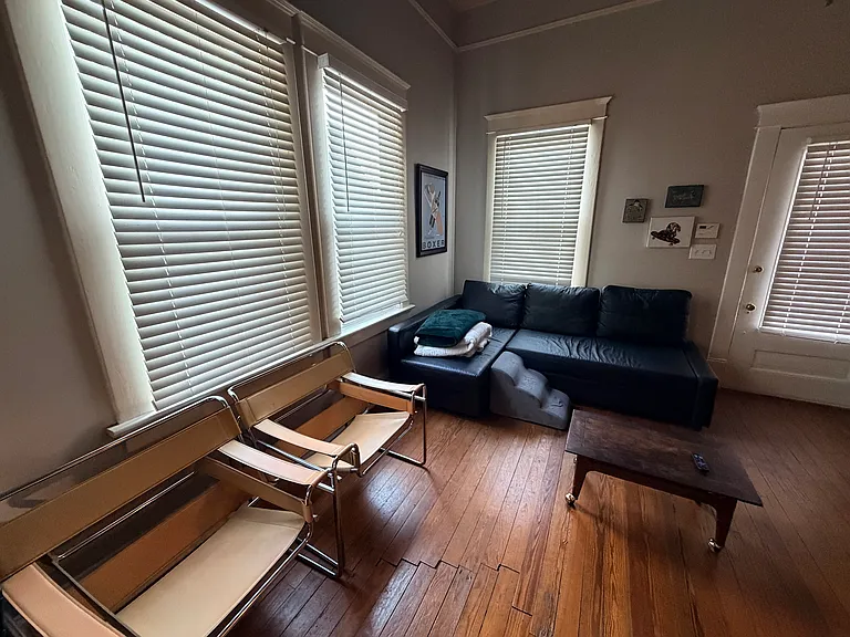 34 Rockyford Rd NE #D — Photo 4