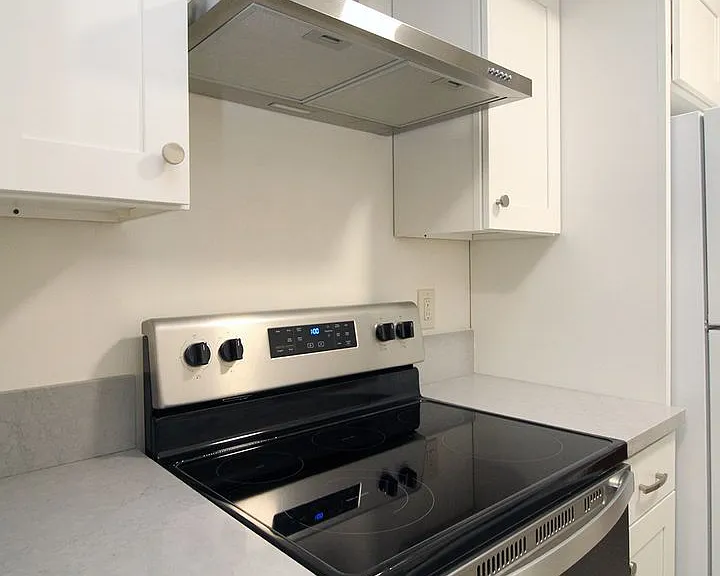 3230 SW Marigold St — Photo 13