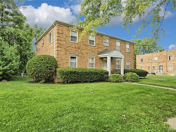 3rd image of 515 Hadley Ave