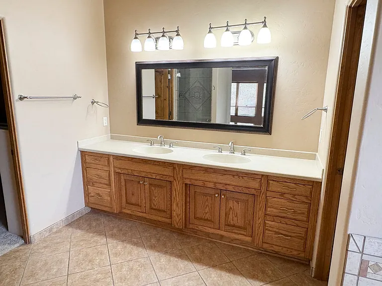 9 Jordan Ct — Photo 10