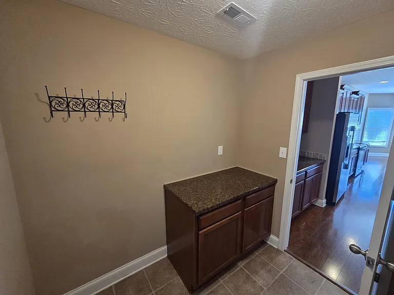 4636 Marcus Trl — Photo 13