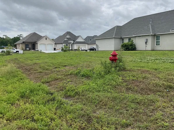 113 Wood Duck Dr, Belle Chasse, LA 70037