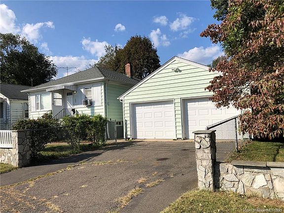 5th image of 186 Marigold Ave