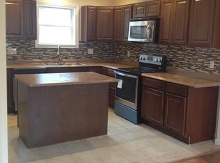 422 Allen St, Springfield, MA 01118