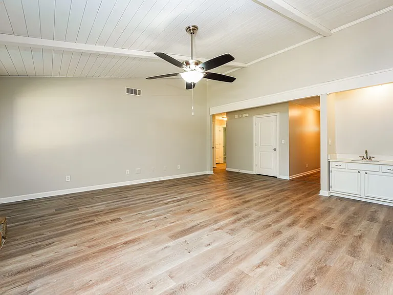 2600 Trotters Walk Trl — Photo 4