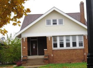 701 W Eleanor Pl, Peoria, IL 61604