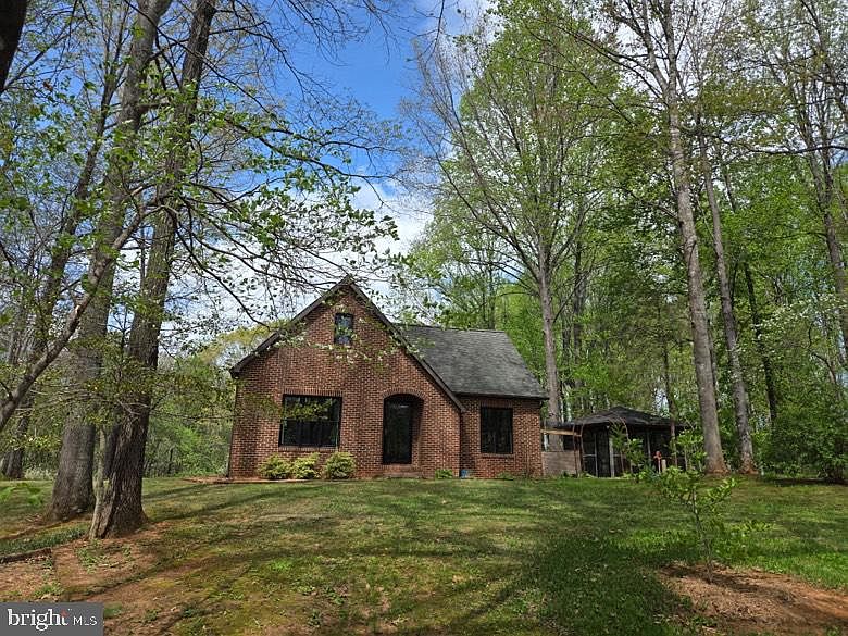1st image of 5060 Ridgeview Rd