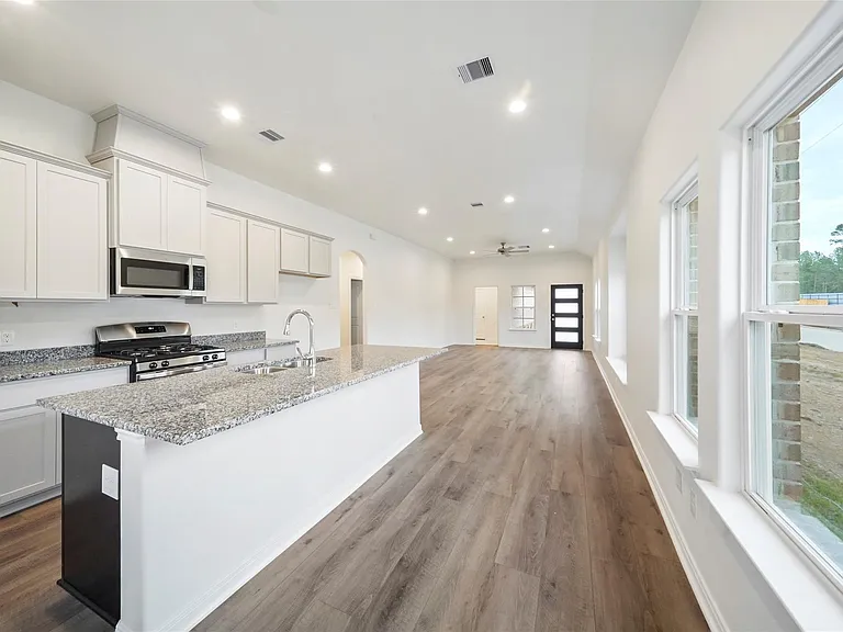 11703 Eclipse Dr — Photo 10