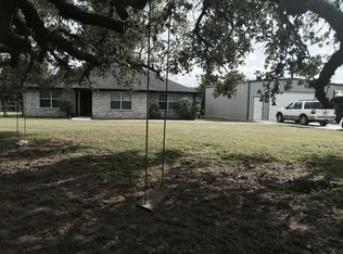 636 Bartlett Rd, Victoria, TX 77905