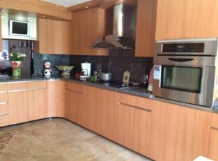 817 NE 26th Ave, Hallandale Beach, FL 33009