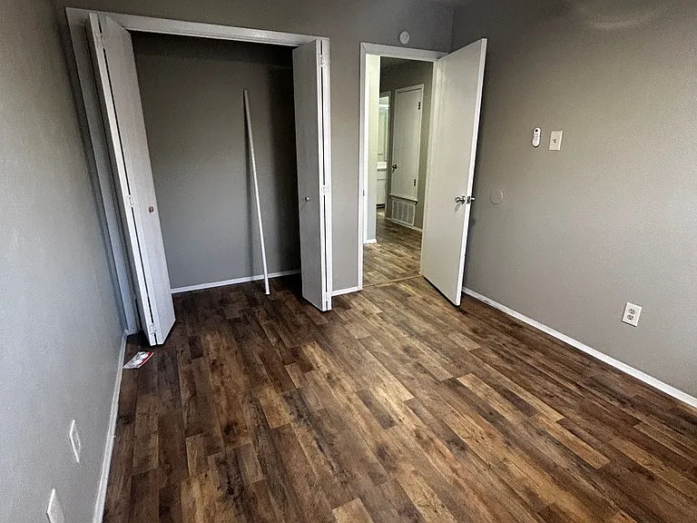 6603 Deatonhill Dr — Photo 24