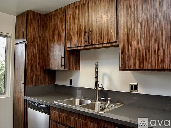 4th image of 3607 Watseka Ave APT 5