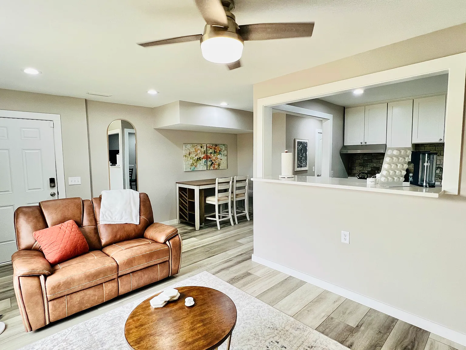 1 bed, 723 sqft, $1,250 — Photo 4