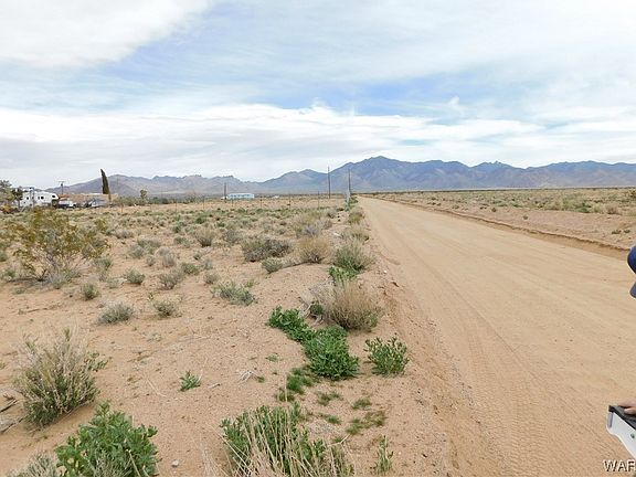 3rd image of 000 W 5th Street