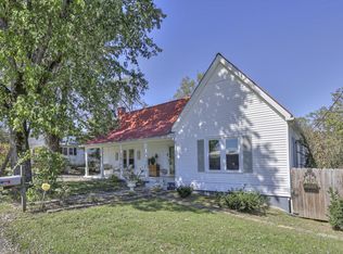 27 E Main St, Auburntown, TN 37016