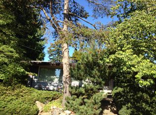 9007 32nd Ave NE, Seattle, WA 98115