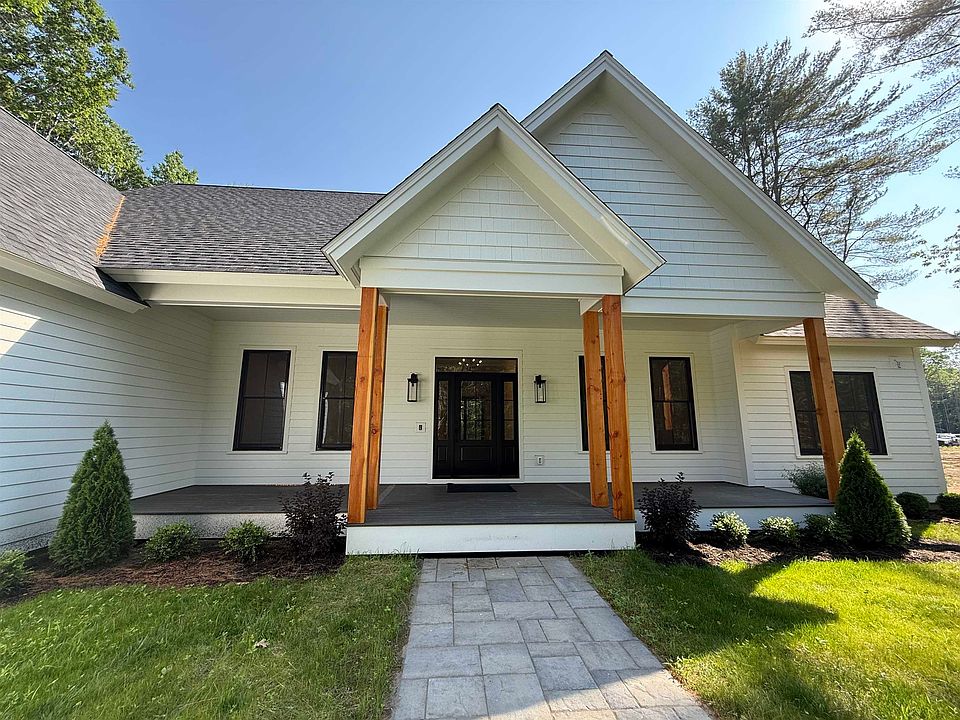 Sale❗️リリパットレーン429☆GRANTCHESTER MEDOWS Amazon.com: Madison Park Paige Accent Storage Cabinet for