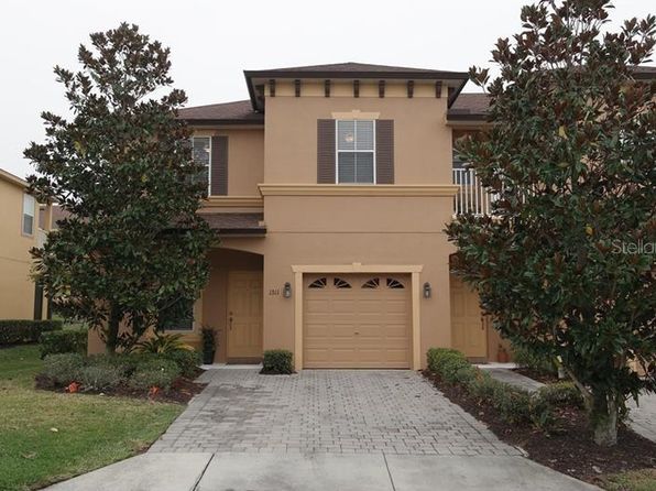 1311 Twin Trees Ln