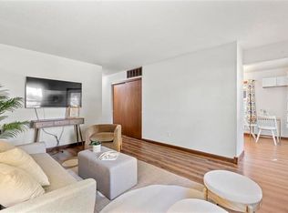 912 E Bloomington St, Iowa City, IA 52245