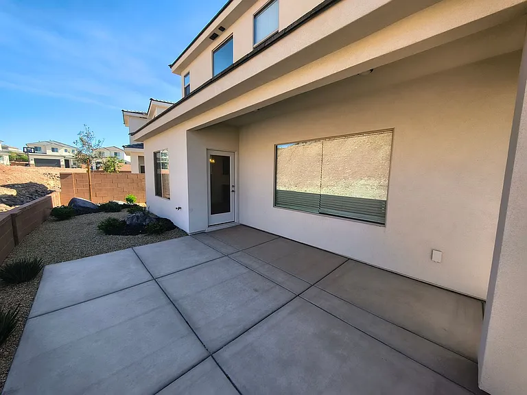 1471 E White Desert Dr — Photo 30