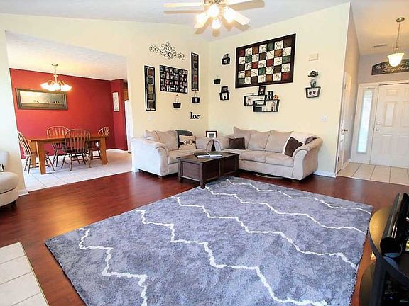 4th image of 618 Horram Dr