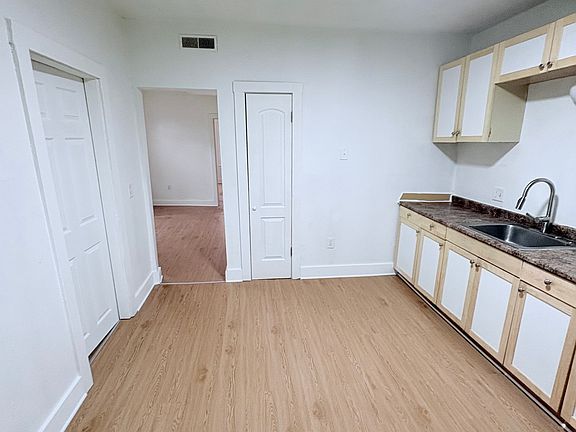 5th image of 82 Malden St #3R