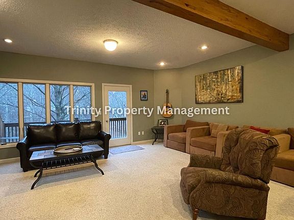 3rd image of 206 Aaron Smith Dr