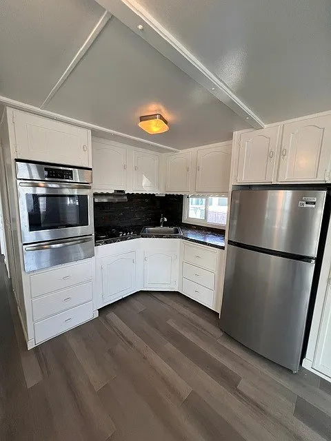 1 bed, $2,800 — Photo 2