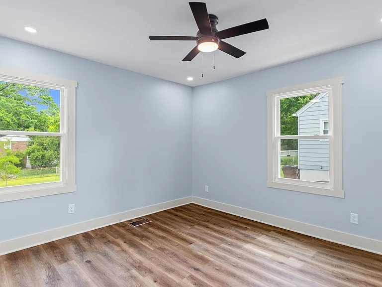 3908 Plymouth Rd — Photo 21