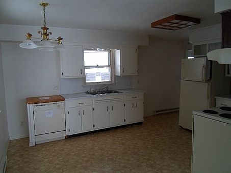 3rd image of 1348 S County Road 90 W