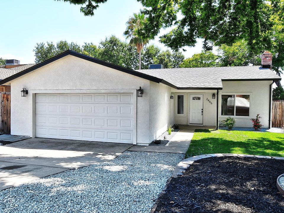 1st image of 2466 Pinnacles Dr