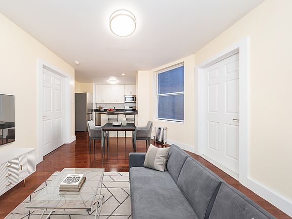 2nd image of 1050 Lafayette Ave APT 1