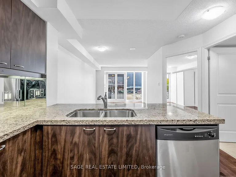 308 Palmerston Ave #315 — Photo 12