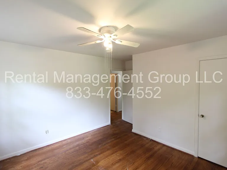 1345 Glenwood St NW — Photo 12