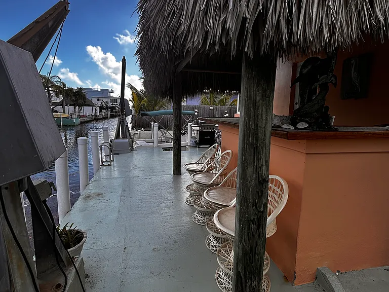 64 Seagate Blvd — Photo 48
