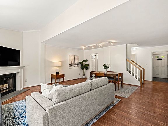 5th image of 96 Spinnaker Way