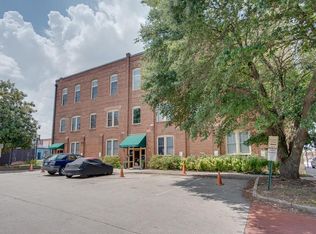 1596 Cleveland Ave APT 204, East Pt, GA 30344