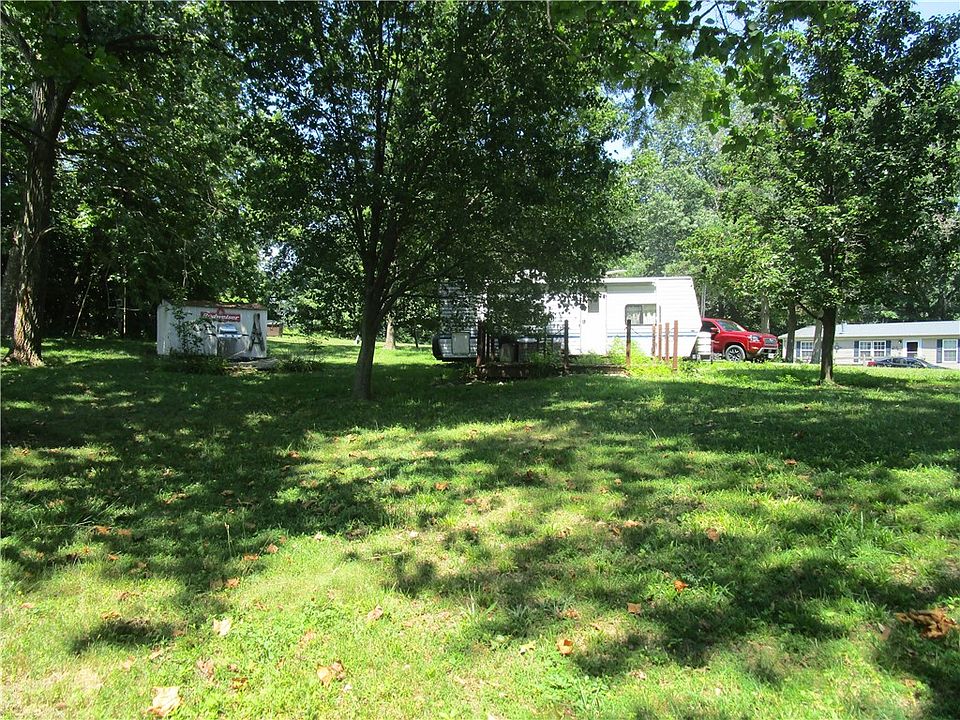 2nd image of 2 High Point Dr